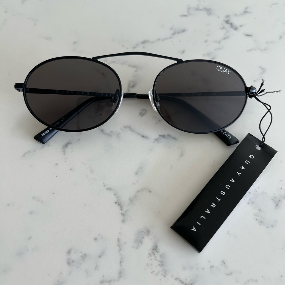 Quay Australia small frame glasses